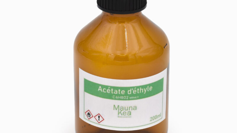 Acétate d&rsquo;éthyle utilisation : Guide complet et applications pratiques