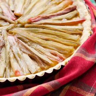 Comment utiliser la rhubarbe congelée : astuces et recettes faciles