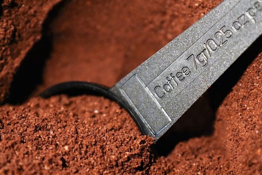 Comment utiliser le marc de café au jardin : Astuces et conseils pratiques