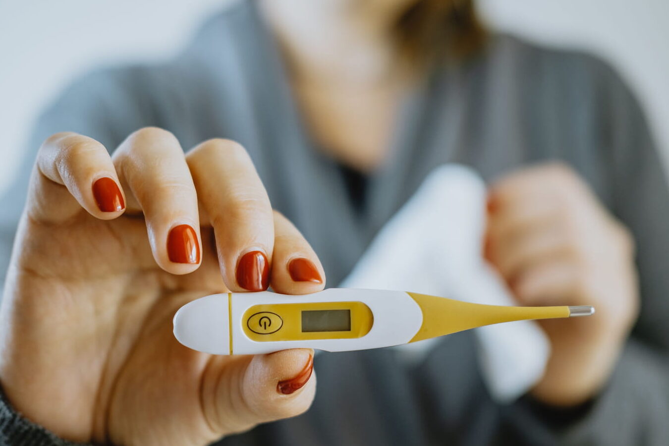 Comment utiliser un thermomètre frontal : Guide pratique et efficace