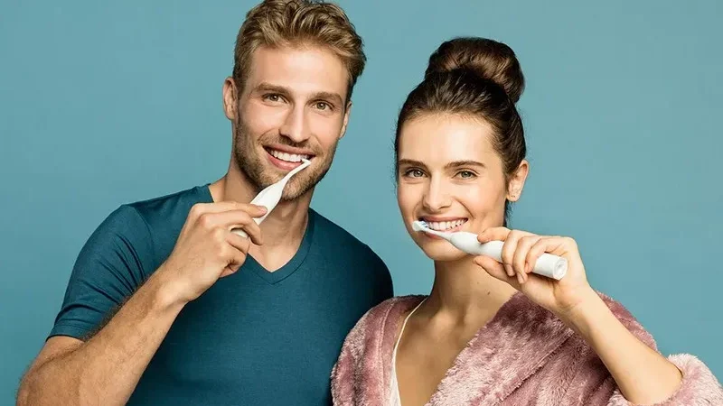 Comment utiliser une brosse à dents électrique pour un sourire éclatant ! » Comment Utiliser Comment utiliser une brosse à dents électrique pour un sourire éclatant !