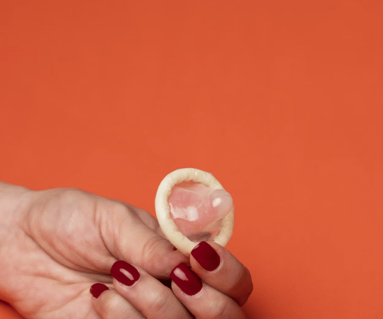 Comment utiliser une capote : Guide essentiel pour votre sécurité sexuelle