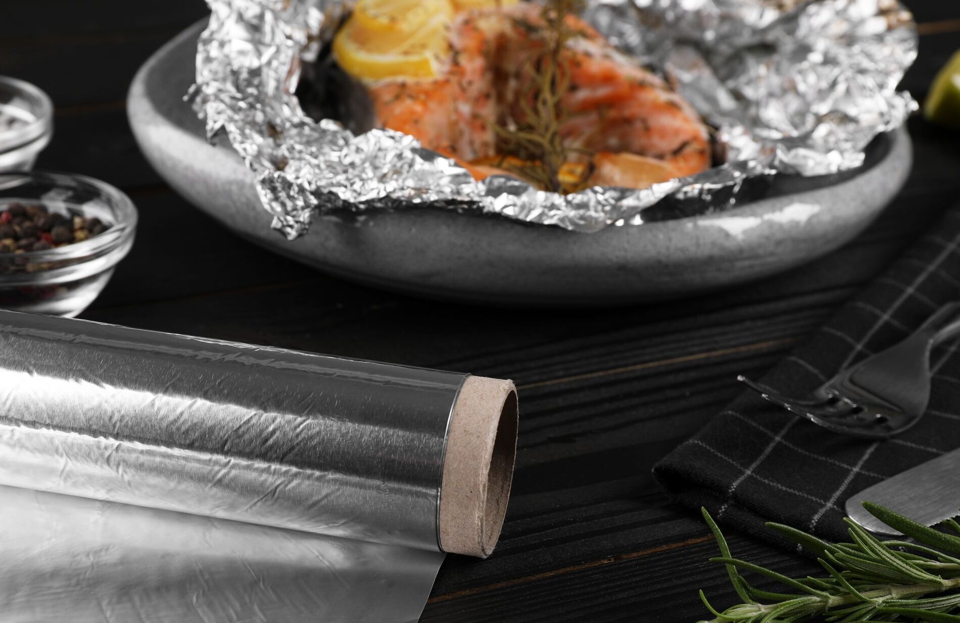Papier aluminium quel côté utiliser : Guide pratique et efficace !