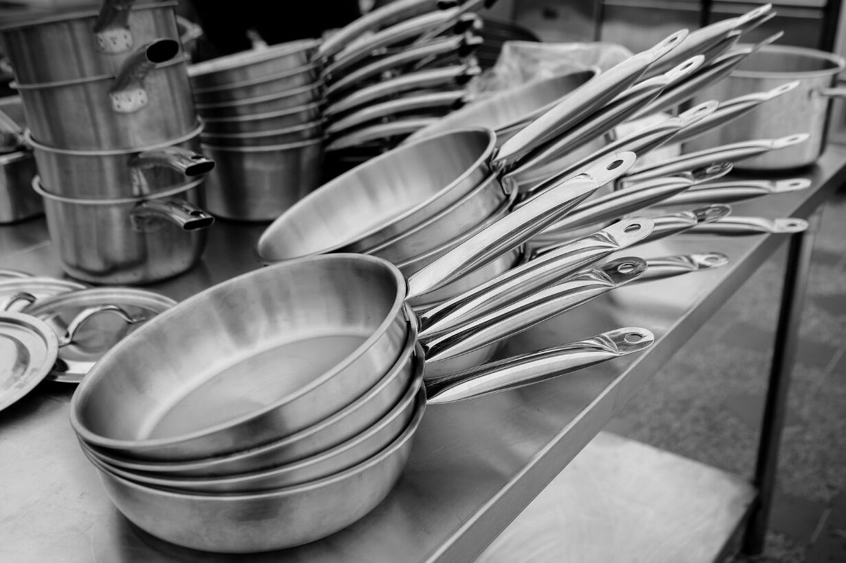 Utilisation poêle inox : Guide Pratique pour un Cuisinier Éclairé