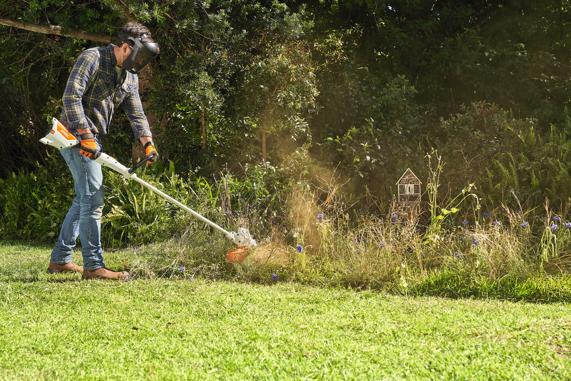 Utiliser coupe bordure : Guide Pratique pour Un Jardin Parfait
